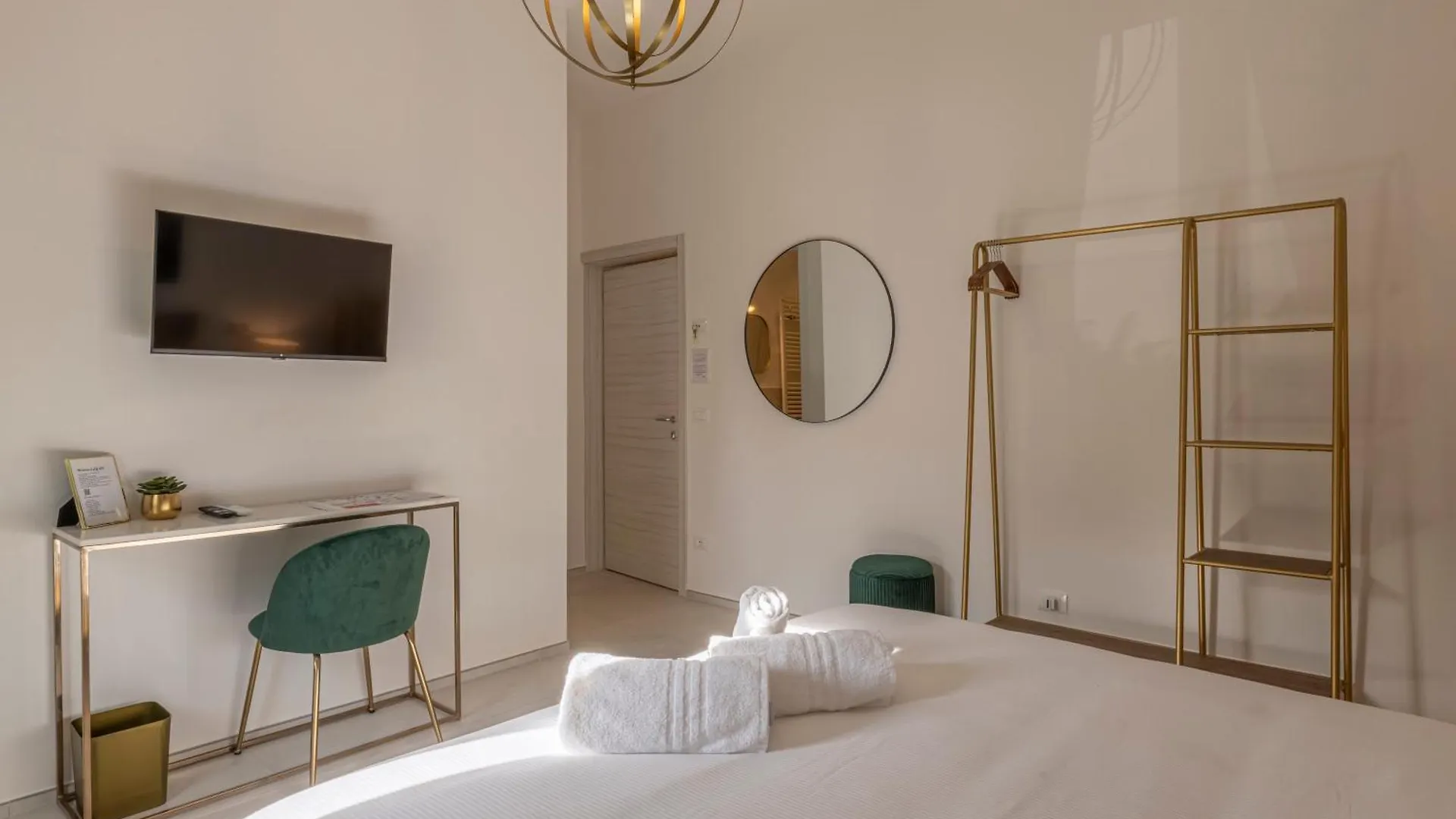 Fly B&B Pisa Italy