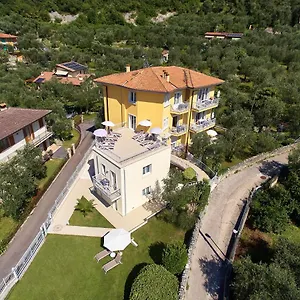 https://la-pervinca-apartments.hotelinveneto.com