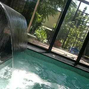  Apartment La Casa Con Piscina Riscaldata Interna Anna Luxury Garden